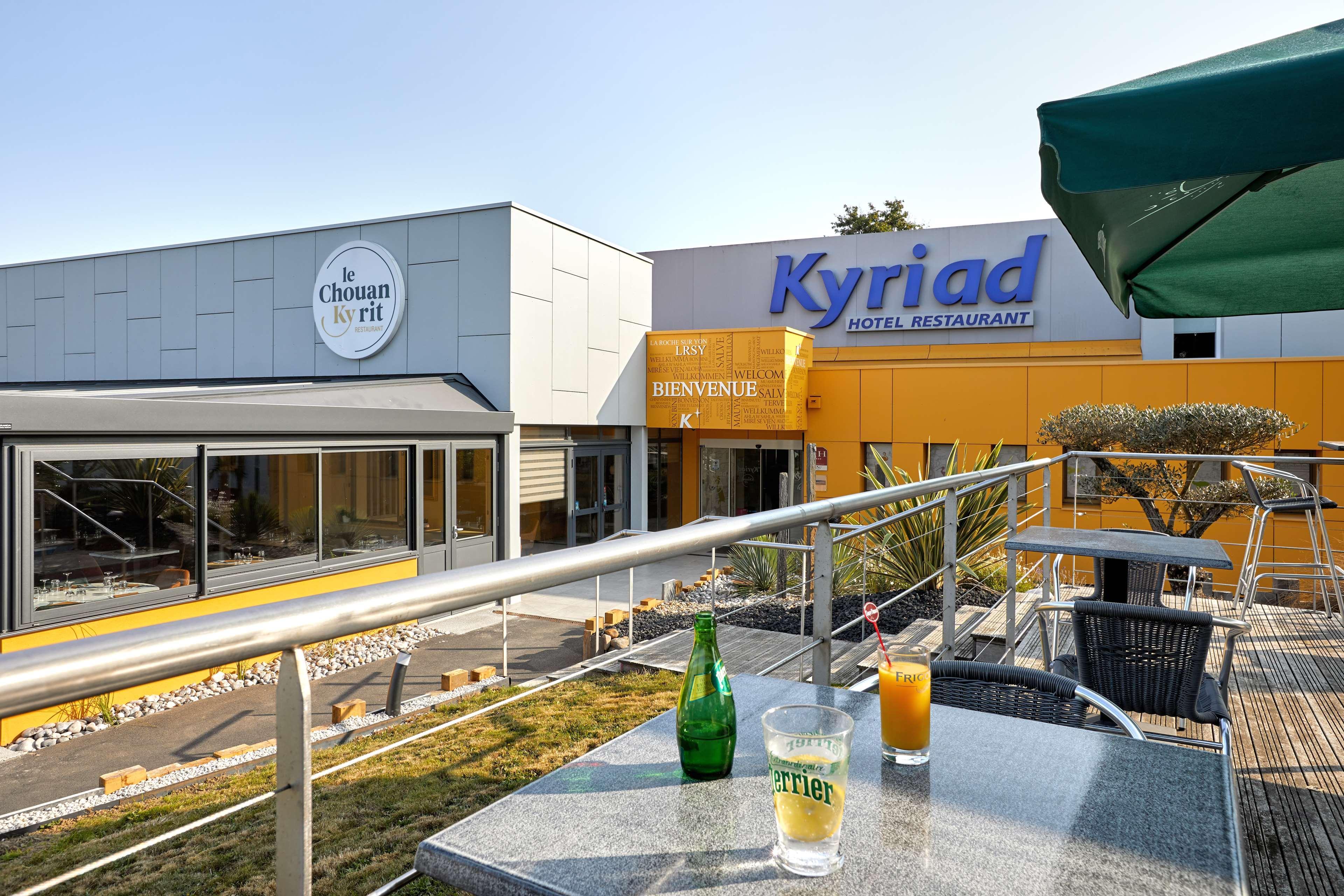 Kyriad La Roche Sur Yon Hotel Exterior photo